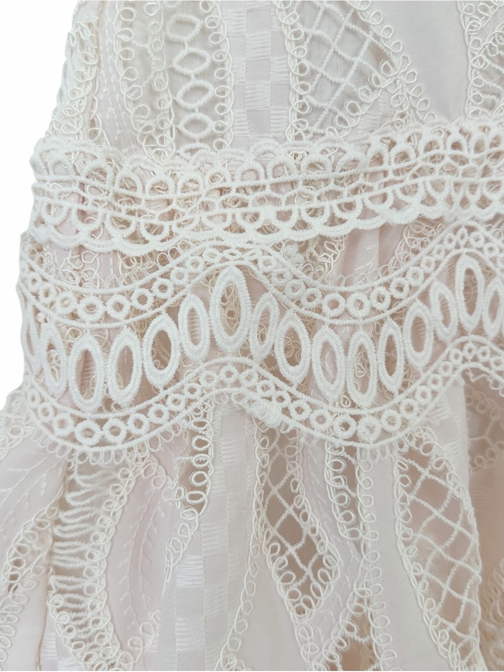 NWOT PatBo Aura Lace Flutter White Light Pink Bridal Midi Dress Size 0 - Picture 8 of 13